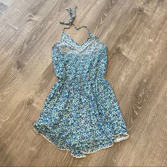 Hollister Romper XS - Picture 2 of 2